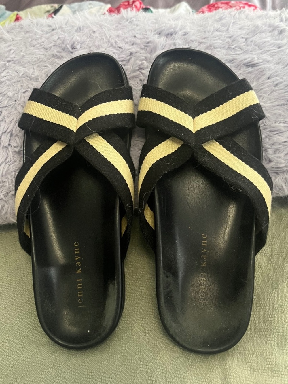 Jenni Kayne Black/Cream Crossover Sandals, 8.5
